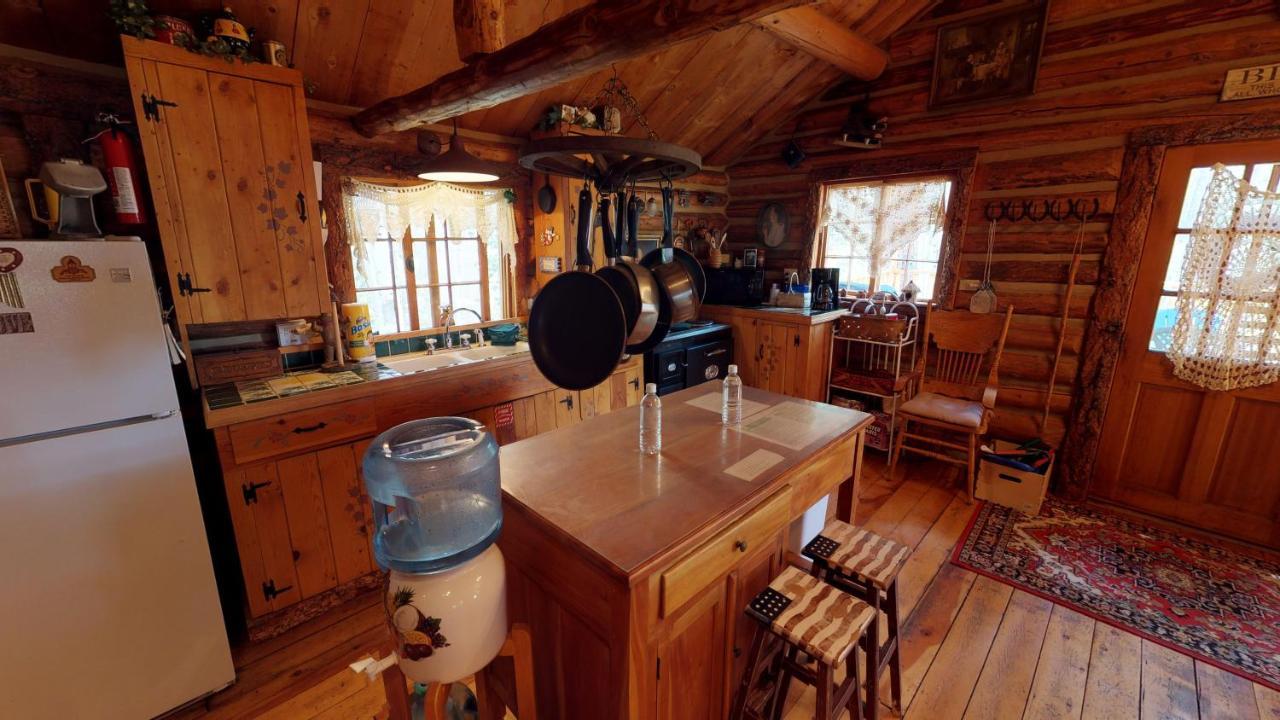 Cabin By The Creek With High Speed Wifi Red River Eksteriør bilde