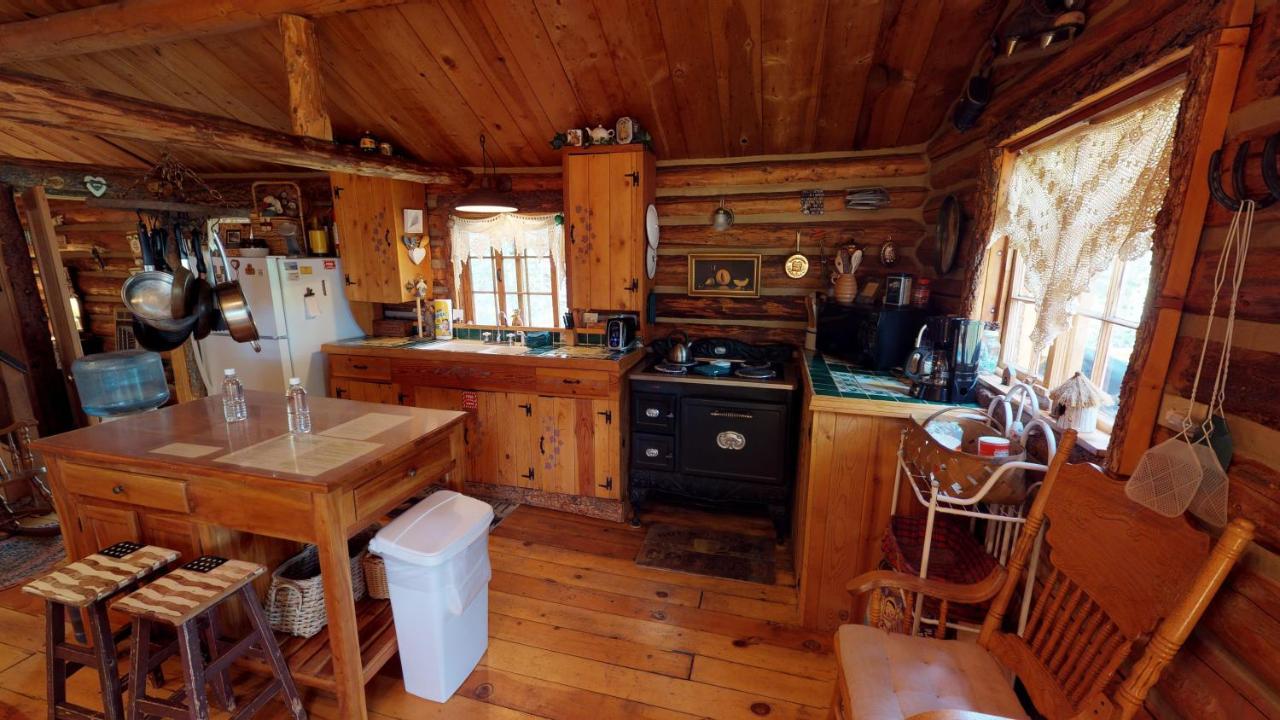 Cabin By The Creek With High Speed Wifi Red River Eksteriør bilde