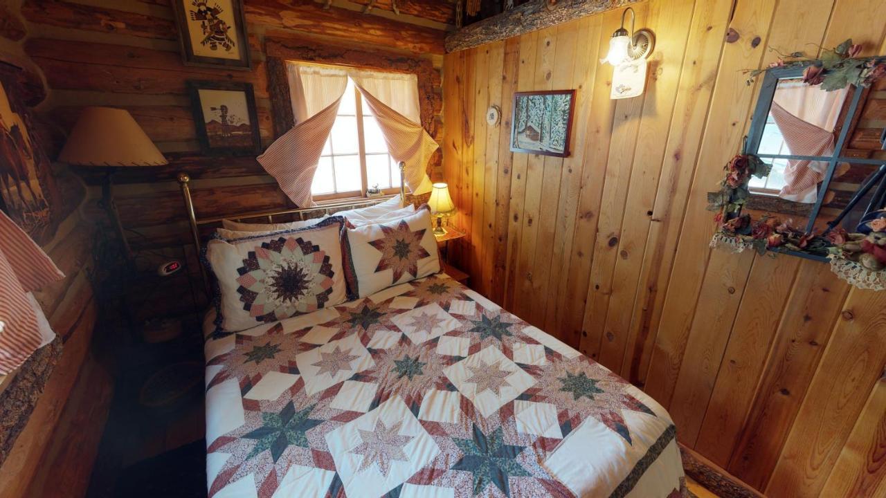 Cabin By The Creek With High Speed Wifi Red River Eksteriør bilde