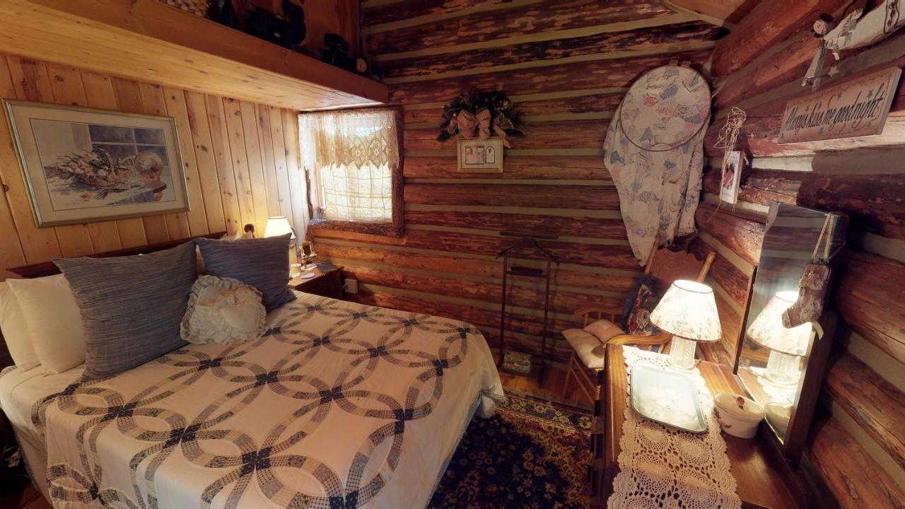 Cabin By The Creek With High Speed Wifi Red River Eksteriør bilde